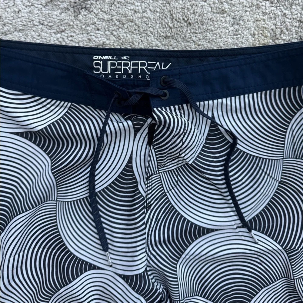 O’Neill Superfreak Boardshorts Size 36 Surf Swim Shorts Blue Pattern